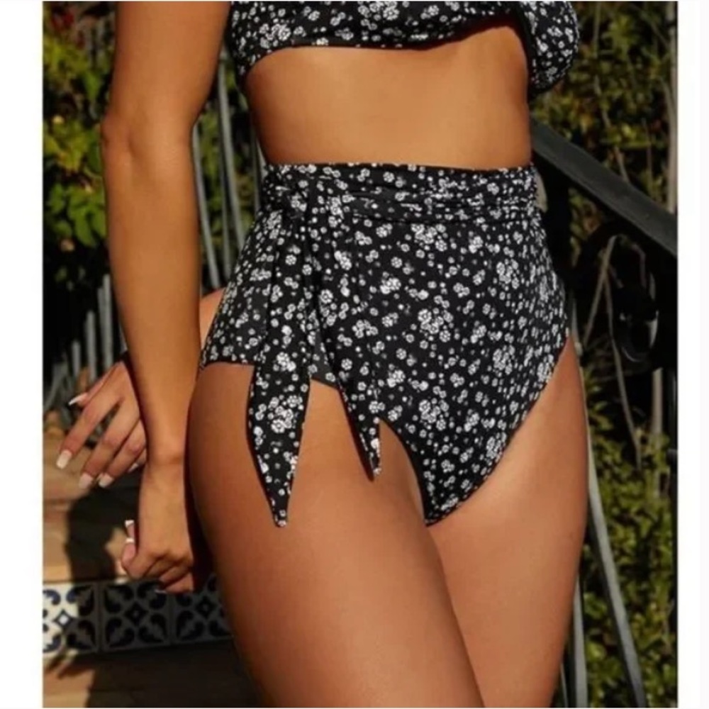 Dippin’ Daisy’s Grace High Waisted Side Tie Black Floral Bikini Swim Bottoms
